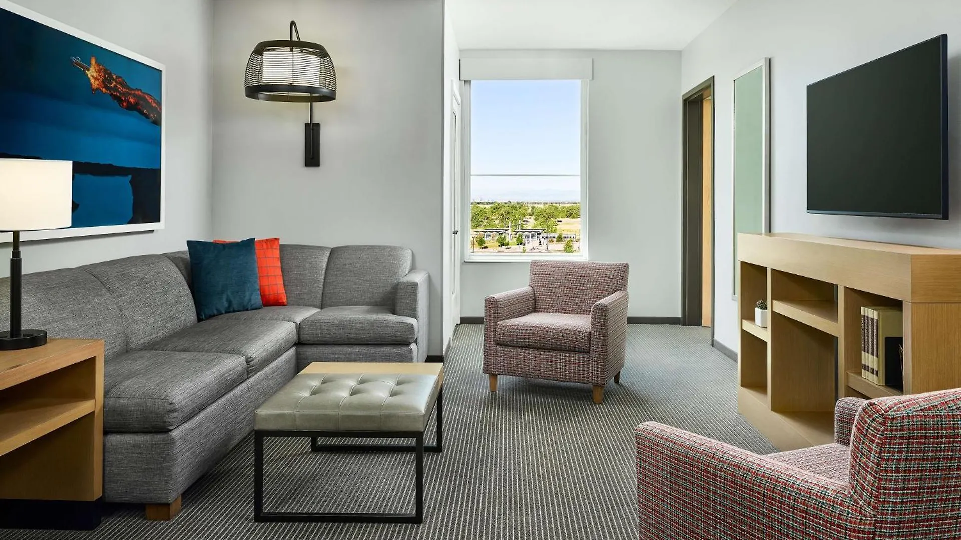 Hyatt Place Pena Station/Denver Airport 3*, DEN